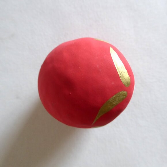 VINTAGE NEW JAPAN JAPANESE 2” CERAMIC GOOD LUCK DARUMA WEIGHTED DOLL - Picture 5 of 7